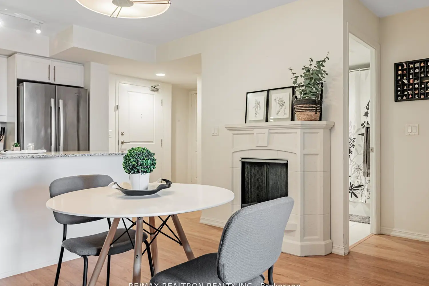 Additional image 3 of 85 East Liberty Street 716