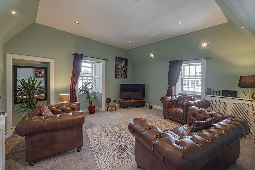 Additional image 2 of 2 bed flat for saleSecond Floor Flat, West Port House, Preston Road, Linlithgow EH49