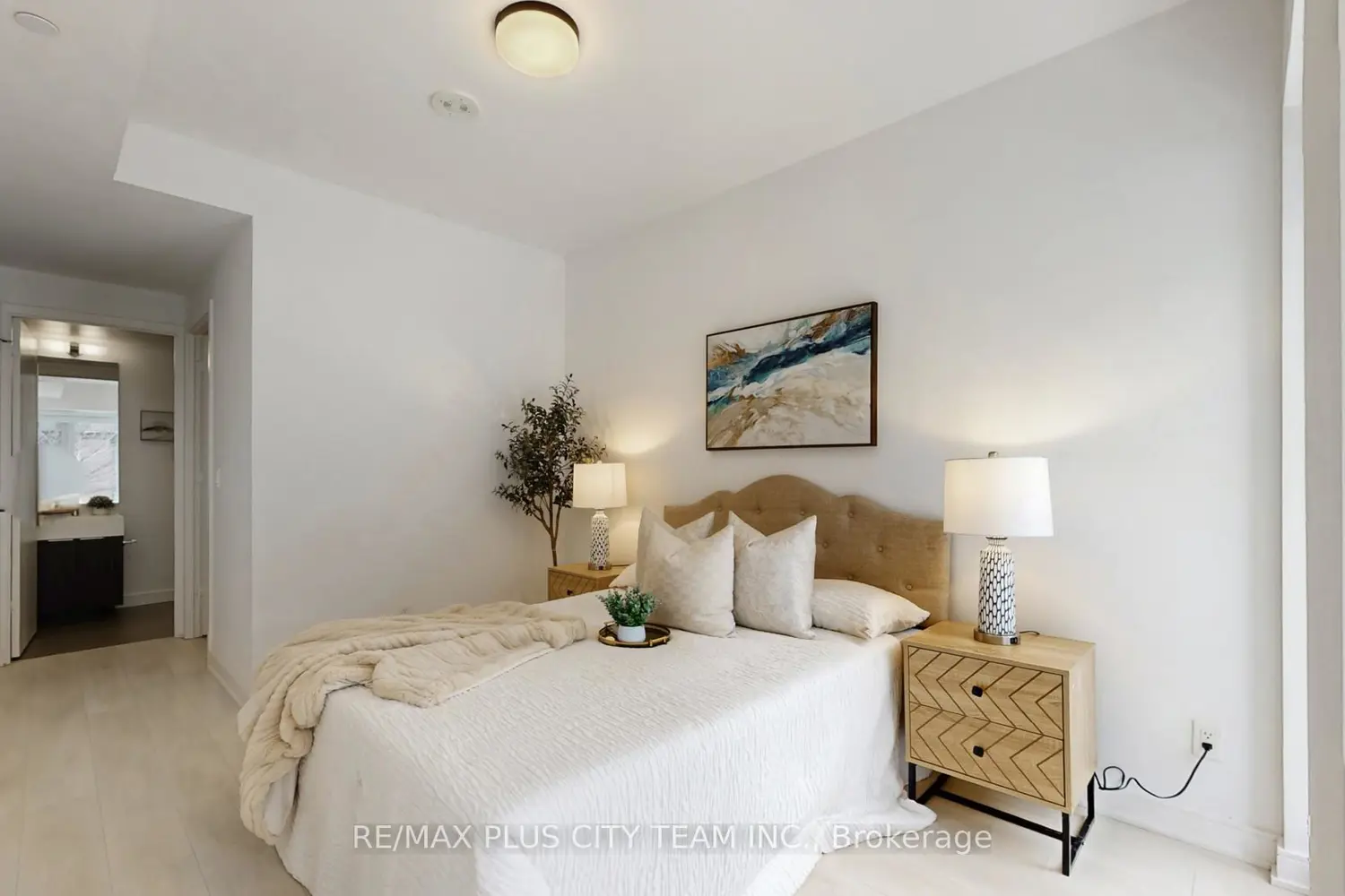 Additional image 6 of 180 Mill Street S120