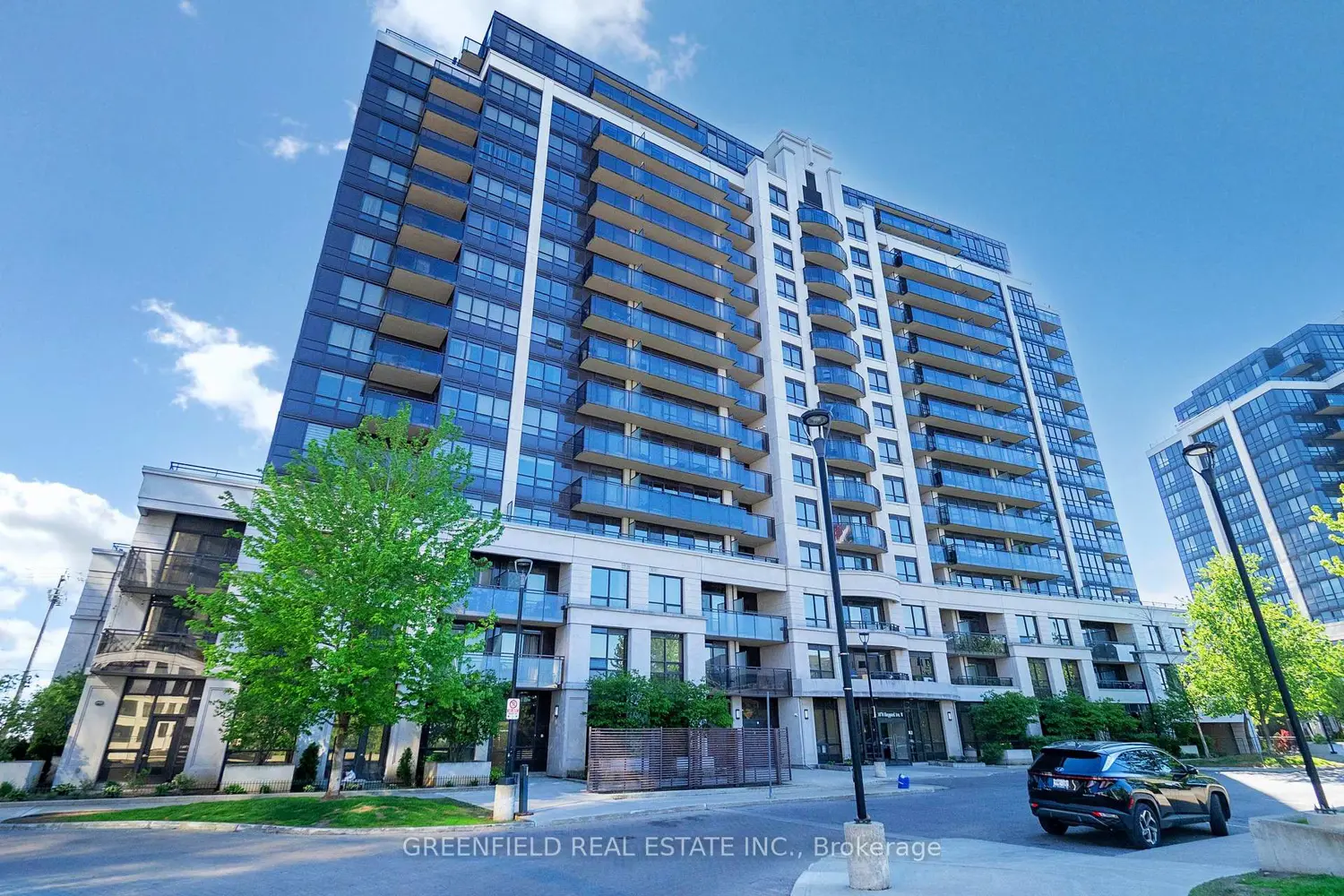 1070 Sheppard Avenue Ph01
