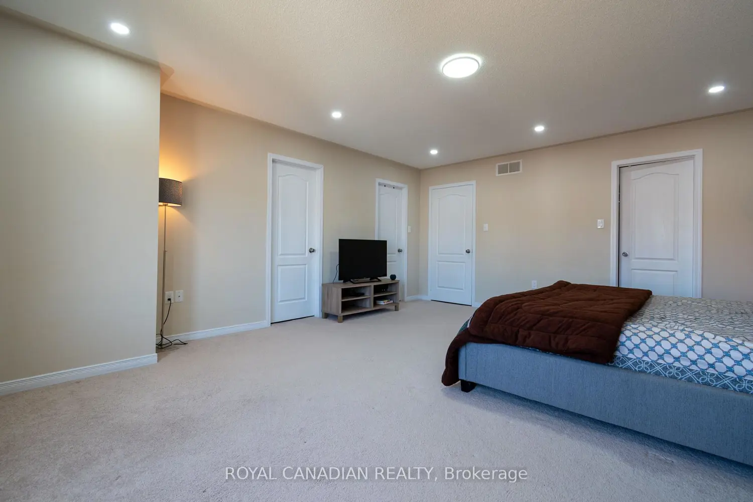 Additional image 15 of 213 Richardson Crescent