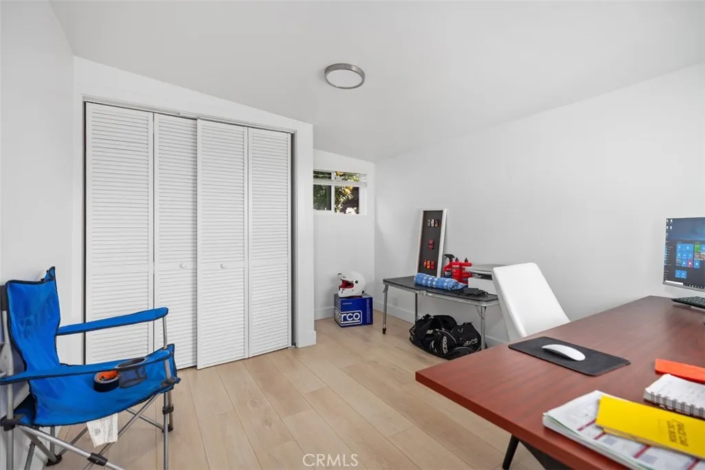 371 Park Ave, Laguna Beach, CA 92651