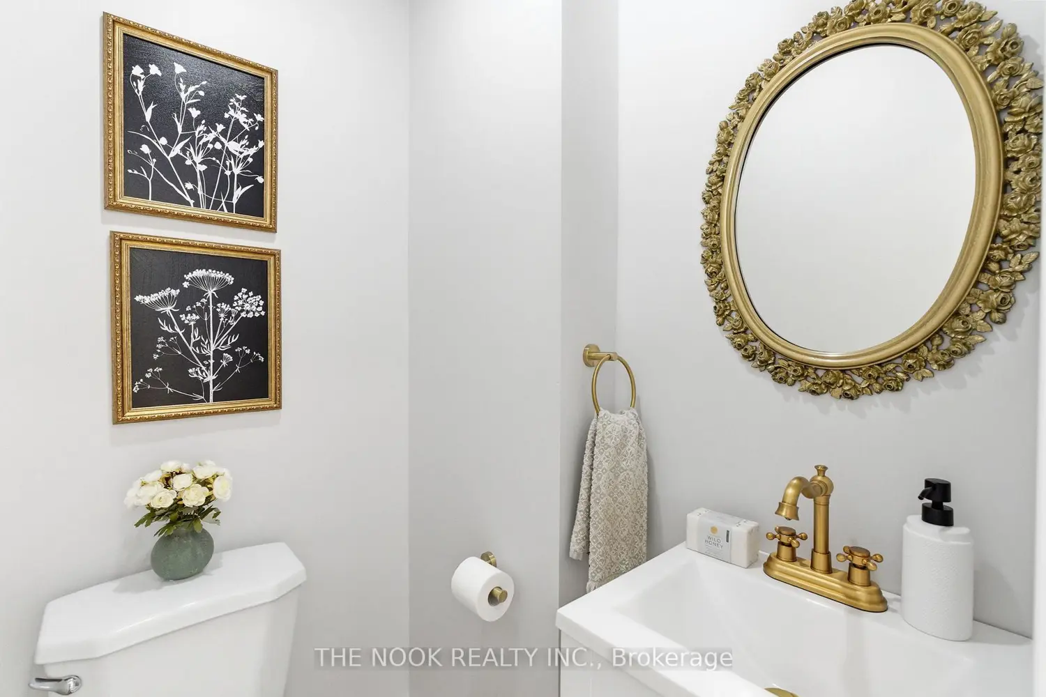 126 Abbott Boulevard photo 4