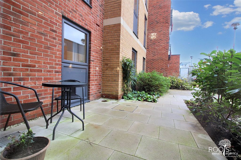 Additional image 9 of 1 bed flat for saleThatcham, Berkshire RG19