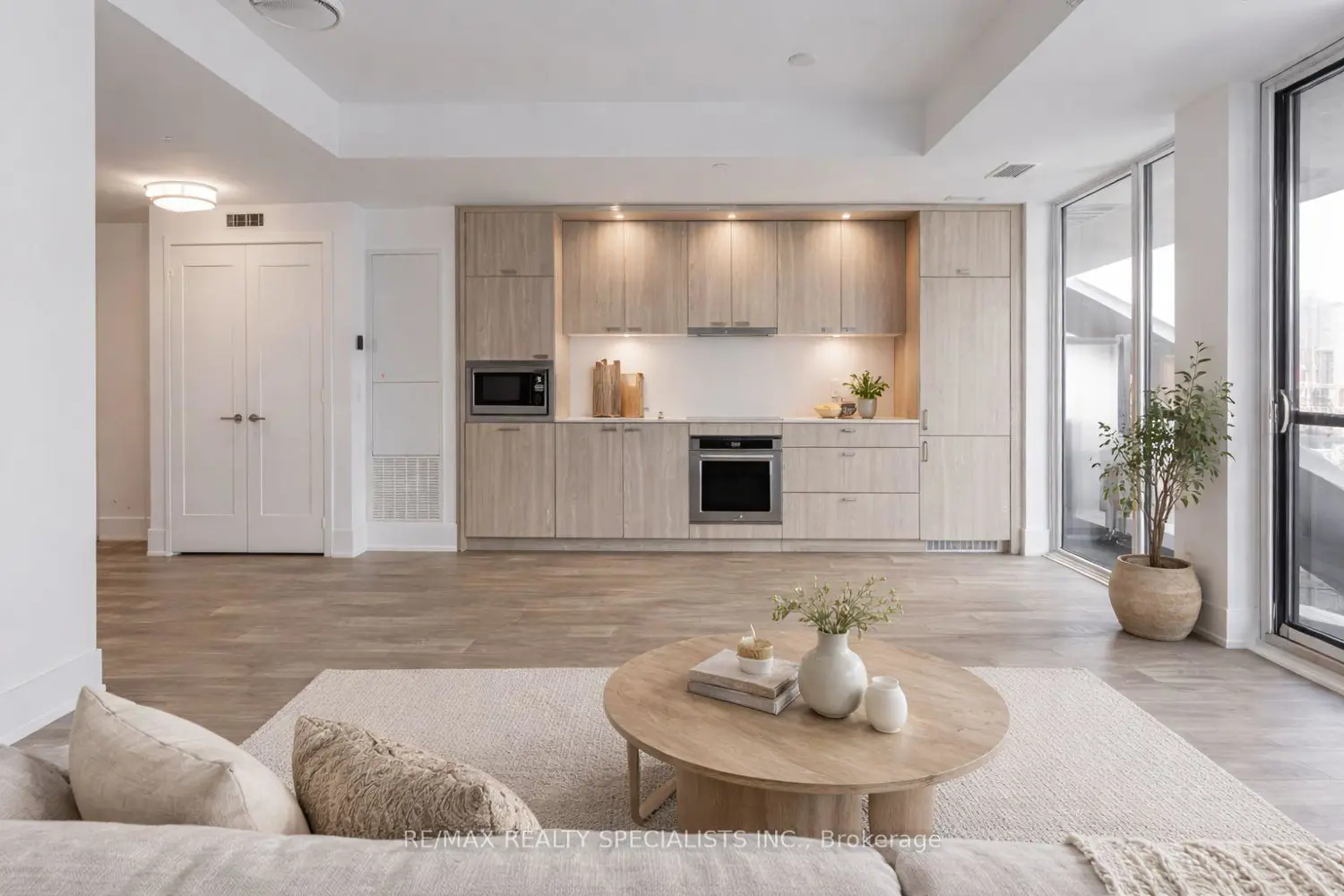 Additional image 2 of 115 Denison Avenue 920