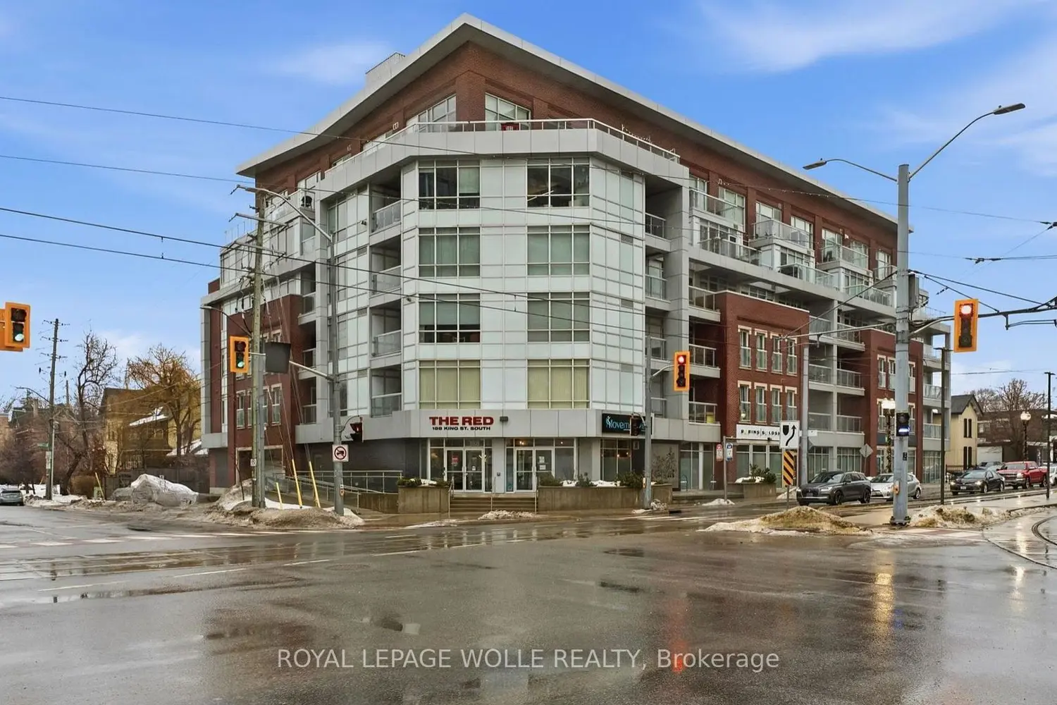 188 King Street 210