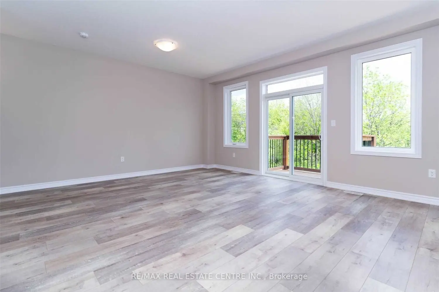 445 Ontario Street #17 photo 5