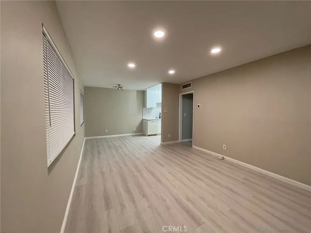 Additional image 21 of 14560 Clark St Unit 102, Sherman Oaks, CA 91411