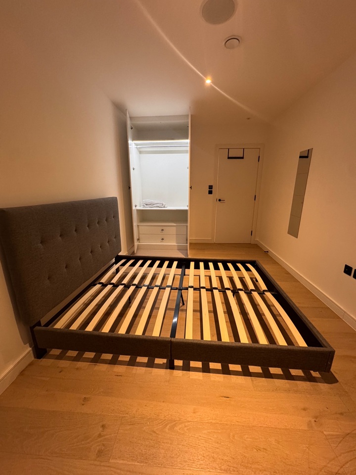 Additional image 5 of 1 Bed Flat, Cambridge Heath Road, E2, N1 7GU