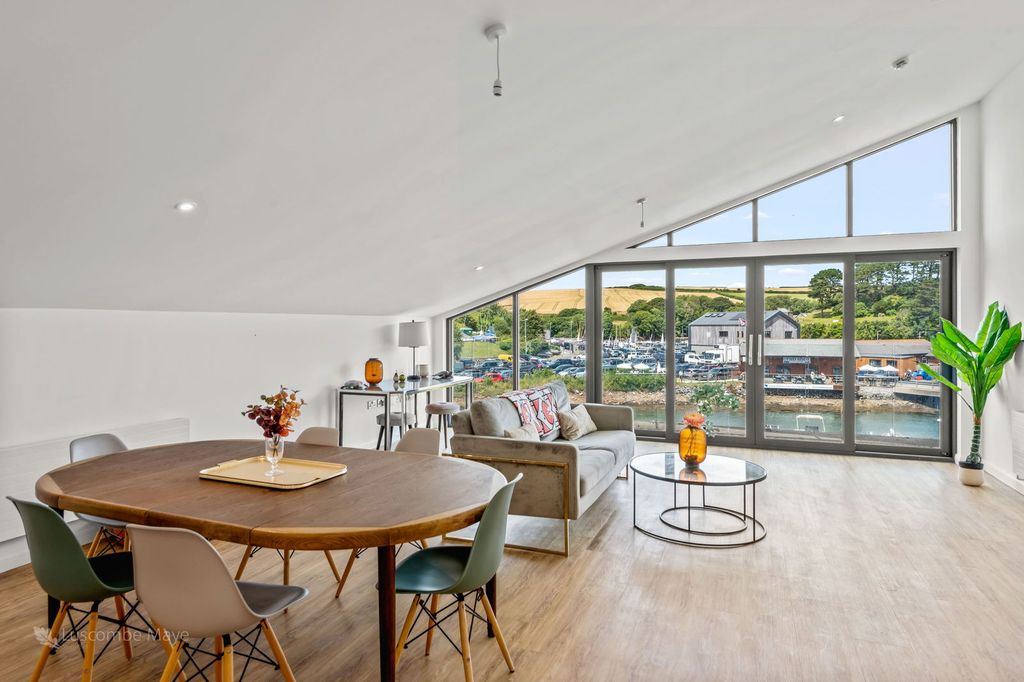Additional image 6 of 3 bed flat for saleIsland Street, Salcombe TQ8