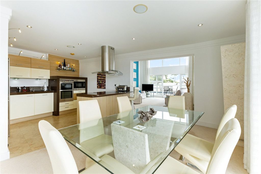 Additional image 8 of 2 bed flat for saleShore Road, Poole, Dorset BH13