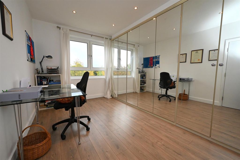 Additional image 19 of 3 bed flat for saleThe Regents, Norfolk Road, Edgbaston, Birmingham B15