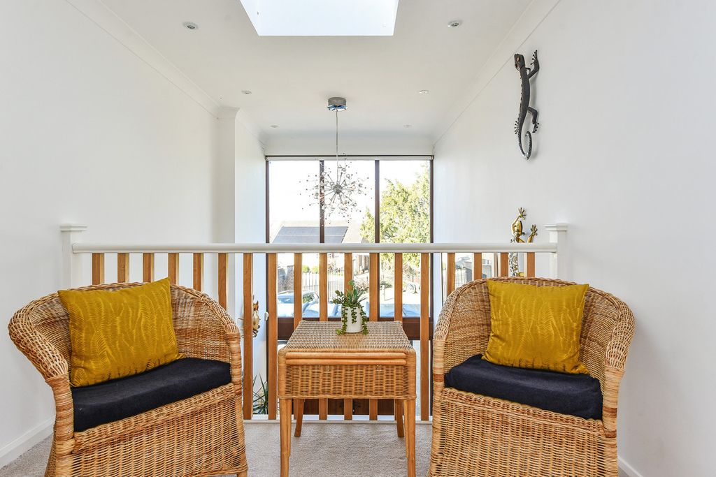 Additional image 10 of 5 bed property for saleGomeldon, Salisbury SP4