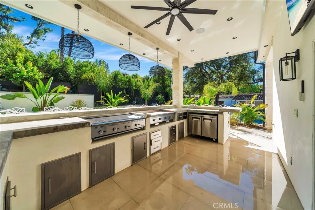 Additional image 119 of 19225 Rosita St, Tarzana, CA 91356