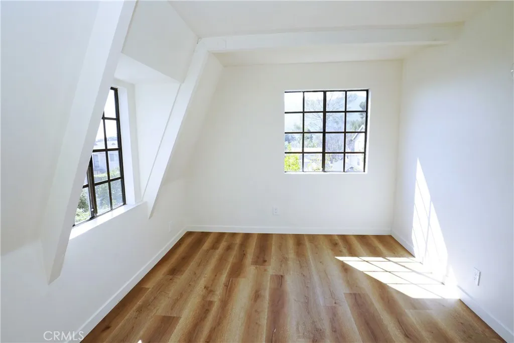 Additional image 32 of 2615 Manhattan Ave, Montrose, CA 91020