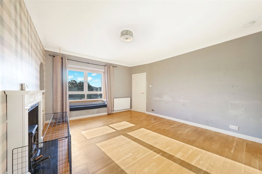 Additional image 5 of 3 bed maisonette for saleHigh Street, Tillicoultry FK13
