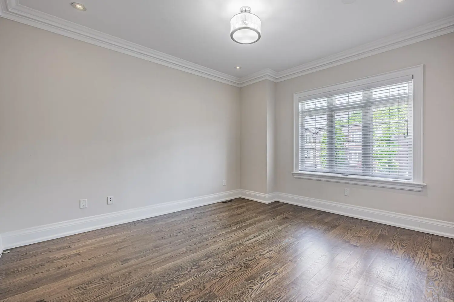 Additional image 10 of 525 Glencairn Avenue