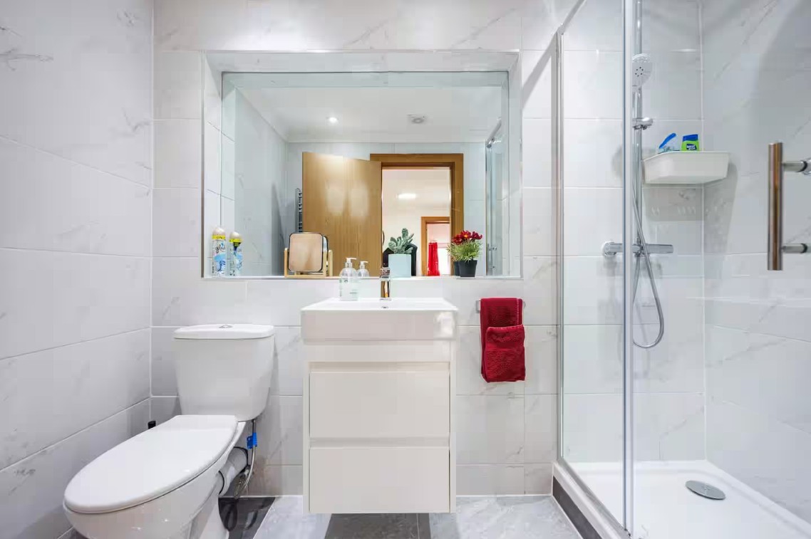 Additional image 13 of 2 Bed Flat, North End Road, W14, N1 7GU