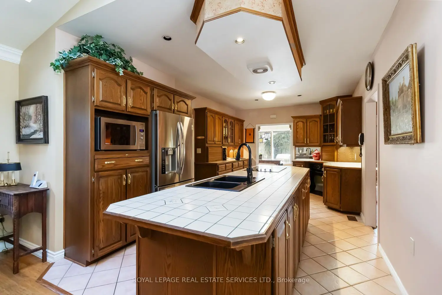 150 Cairncroft Road photo 2