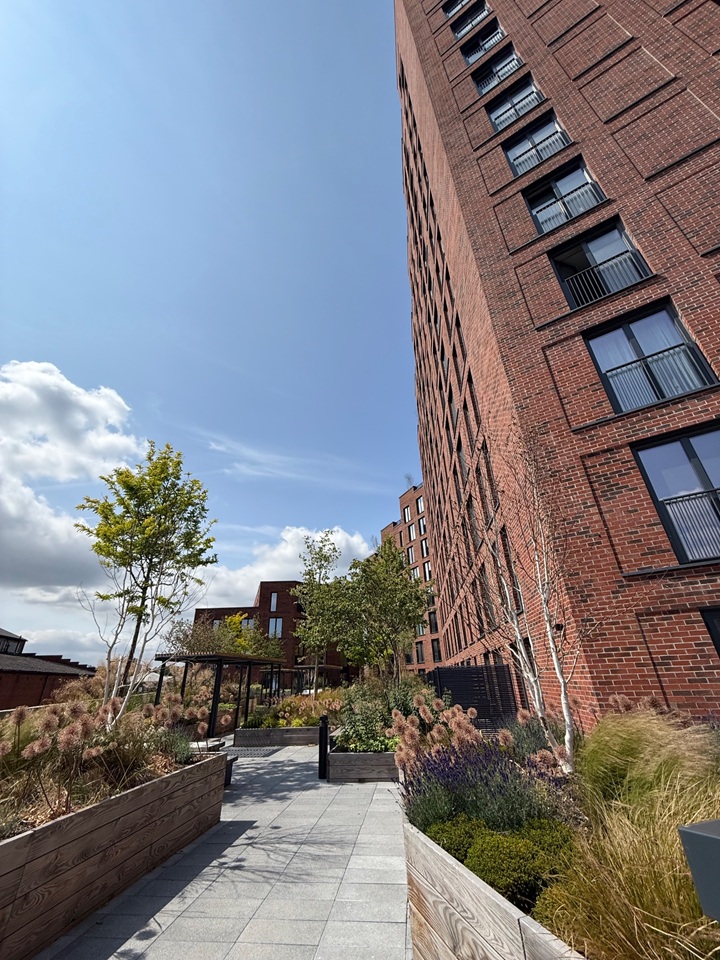 Additional image 7 of 1 Bed Flat, Springwell Gardens, LS12, N1 7GU