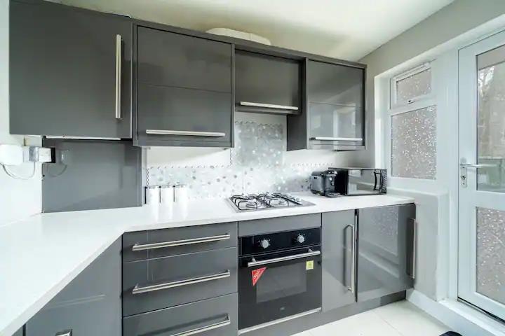 Additional image 8 of 2 Bed Flat, Sable Street, N1, N1 7GU