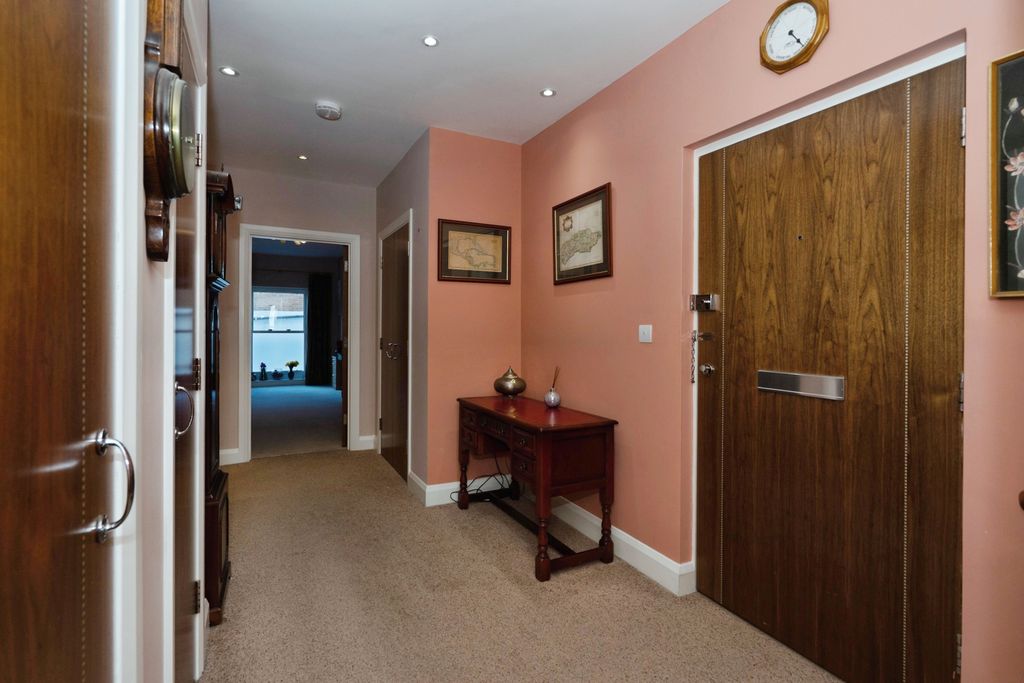 Additional image 7 of 2 bed flat for saleMarine Parade, Worthing BN11