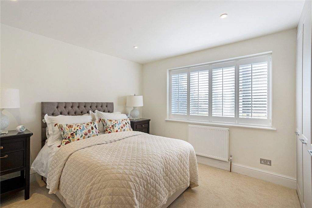 Additional image 21 of 5 bed equestrian for saleInkpen Common, Inkpen, Hungerford, Berkshire RG17
