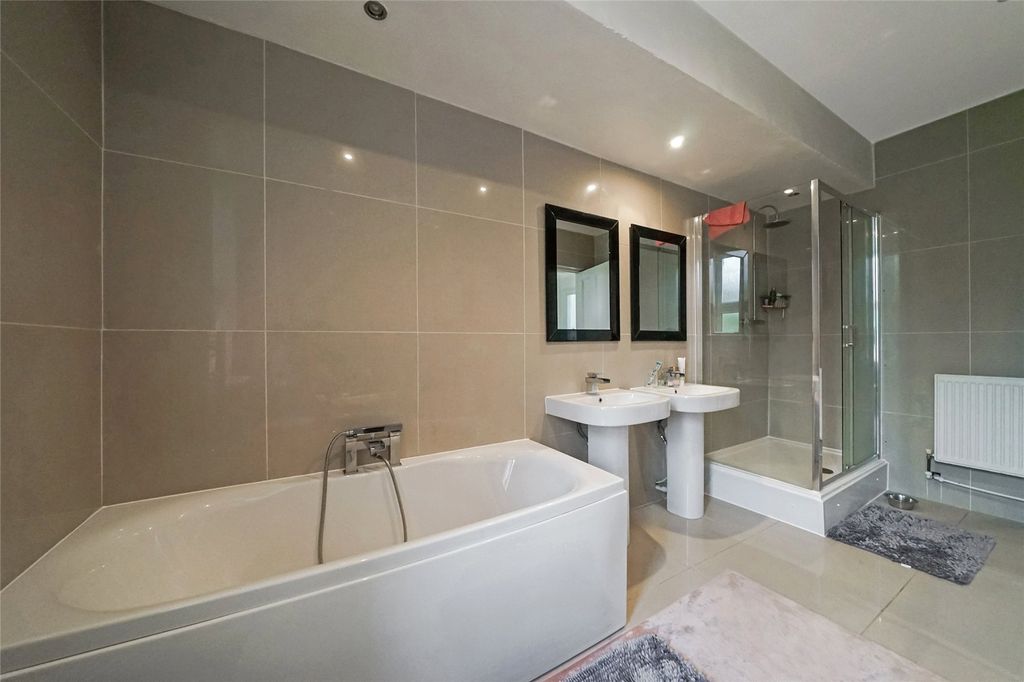 Additional image 29 of 6 bed detached house for salePark Avenue, Tillicoultry, Clackmannanshire FK13