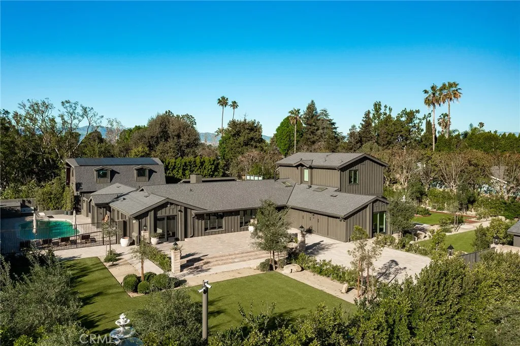 Additional image 4 of 23139 Erwin Street, Woodland Hills, CA 91367