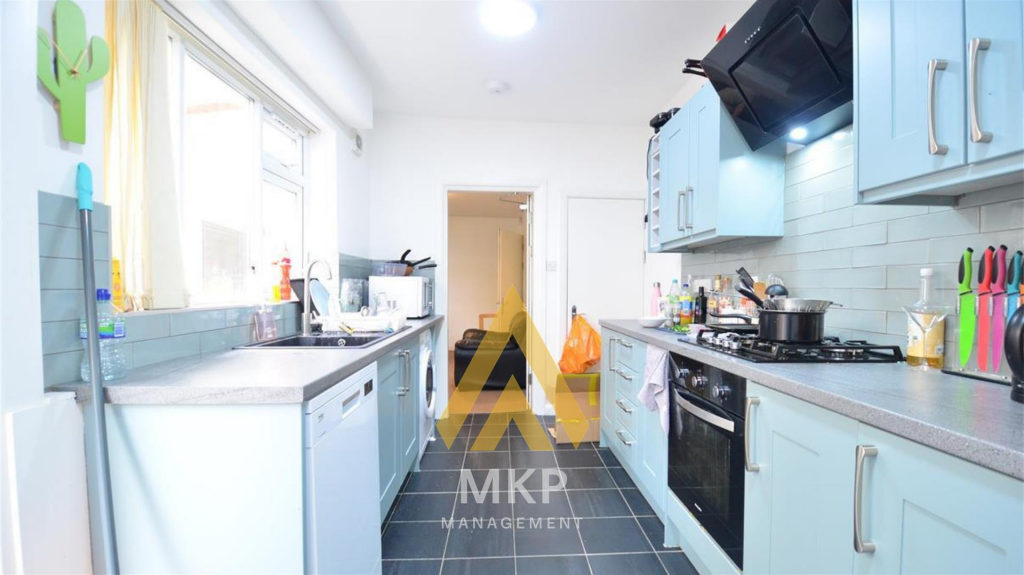 Additional image 3 of Warwards Lane Selly Oak B29 7RD