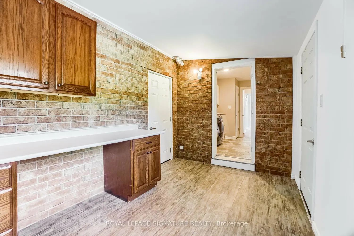 Additional image 8 of 9 Elite Road