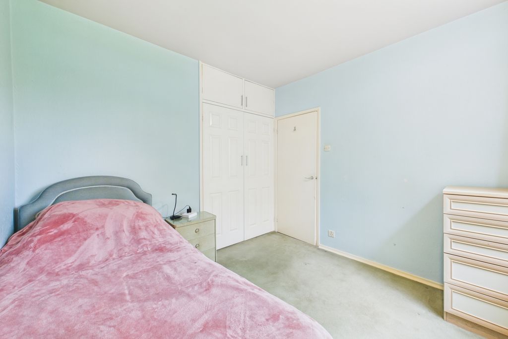 Additional image 10 of 3 bed flat for sale2 Burlington Close, Dore S17