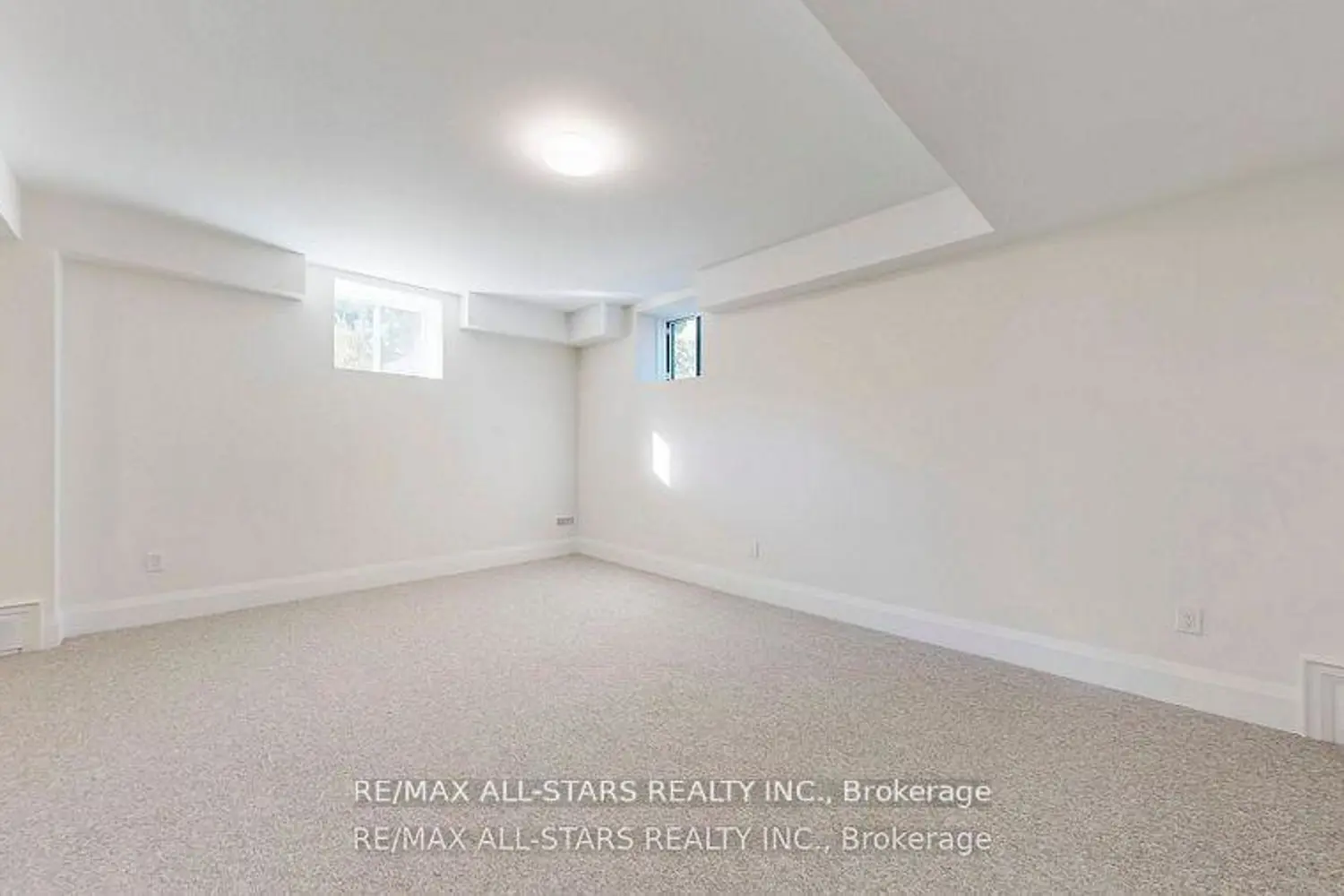 Additional image 16 of 50 Third Avenue