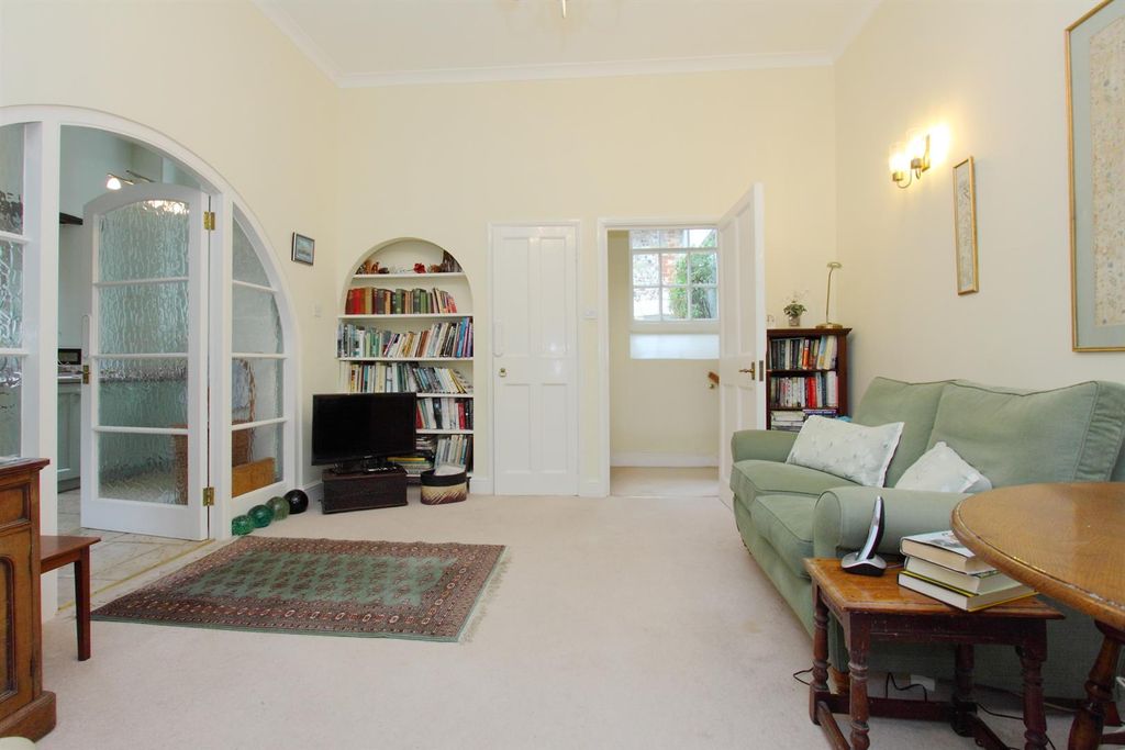 Additional image 4 of 2 bed flat for saleThe Close, Salisbury SP1