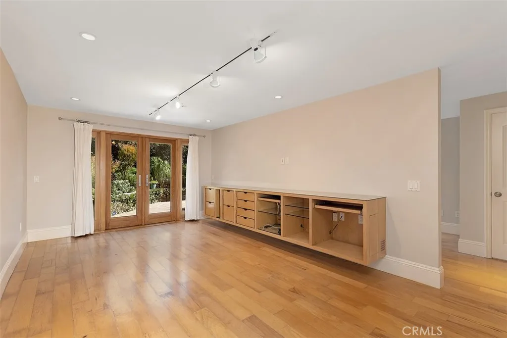 Additional image 25 of 135 Sunset Terrace, Laguna Beach, CA 92651