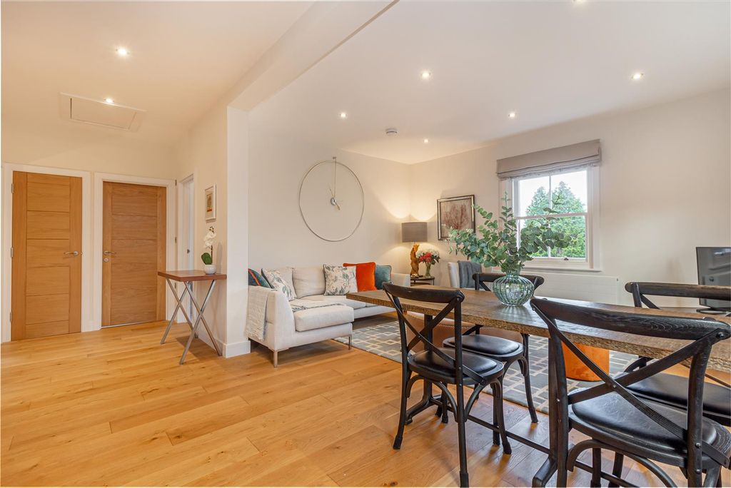 Additional image 23 of 2 bed flat for saleBrunel House, Malvern WR14