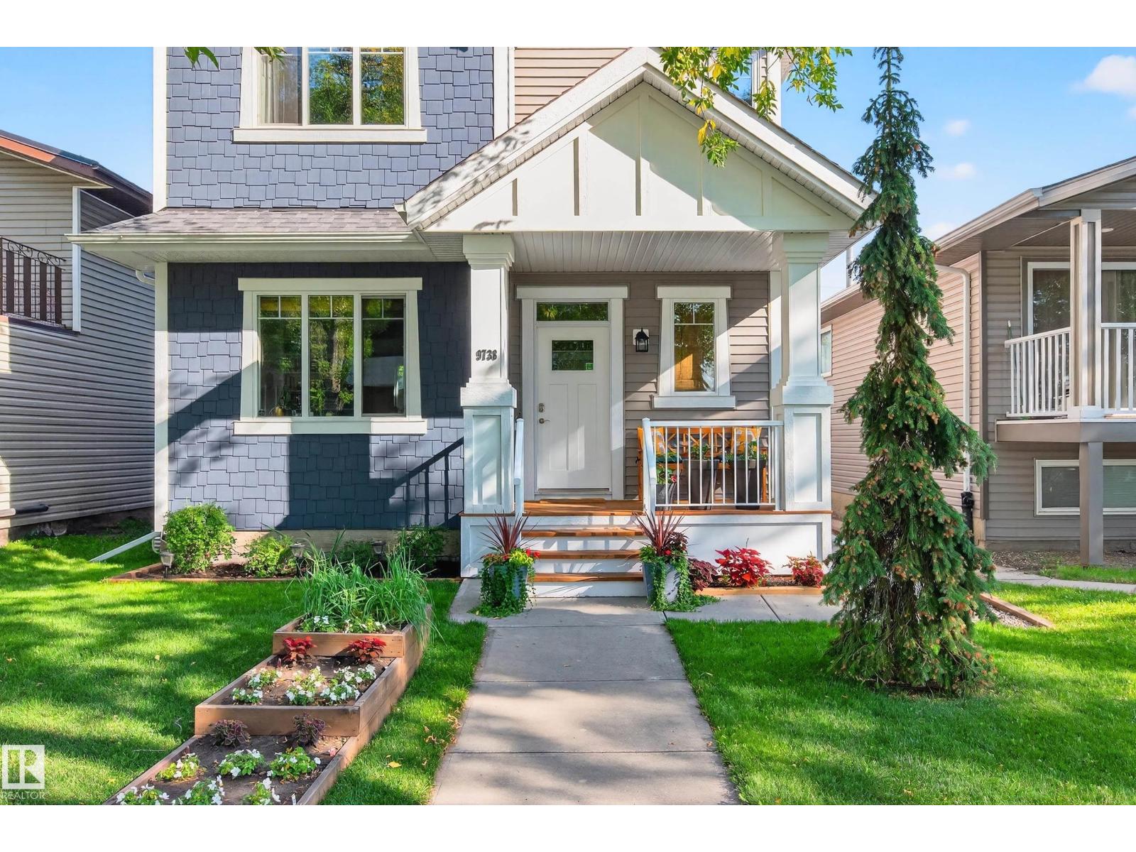 Additional image 4 of 9738 75 Avenue NW, Edmonton, AB, T6E1H8