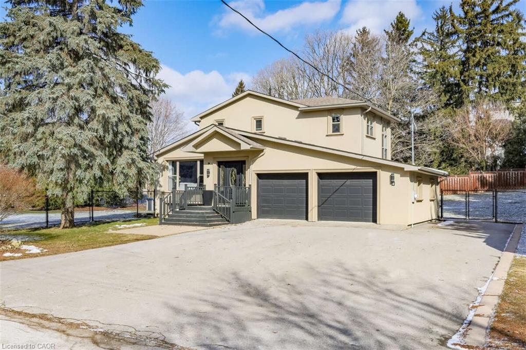 4 Peter Street, Hamilton, ON, L8B 0Z4