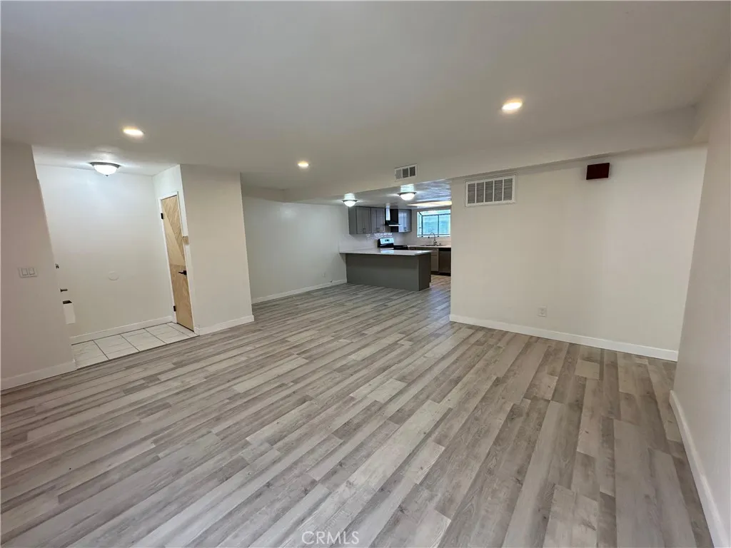 Additional image 5 of 44155 10th St W, Lancaster, CA 93534