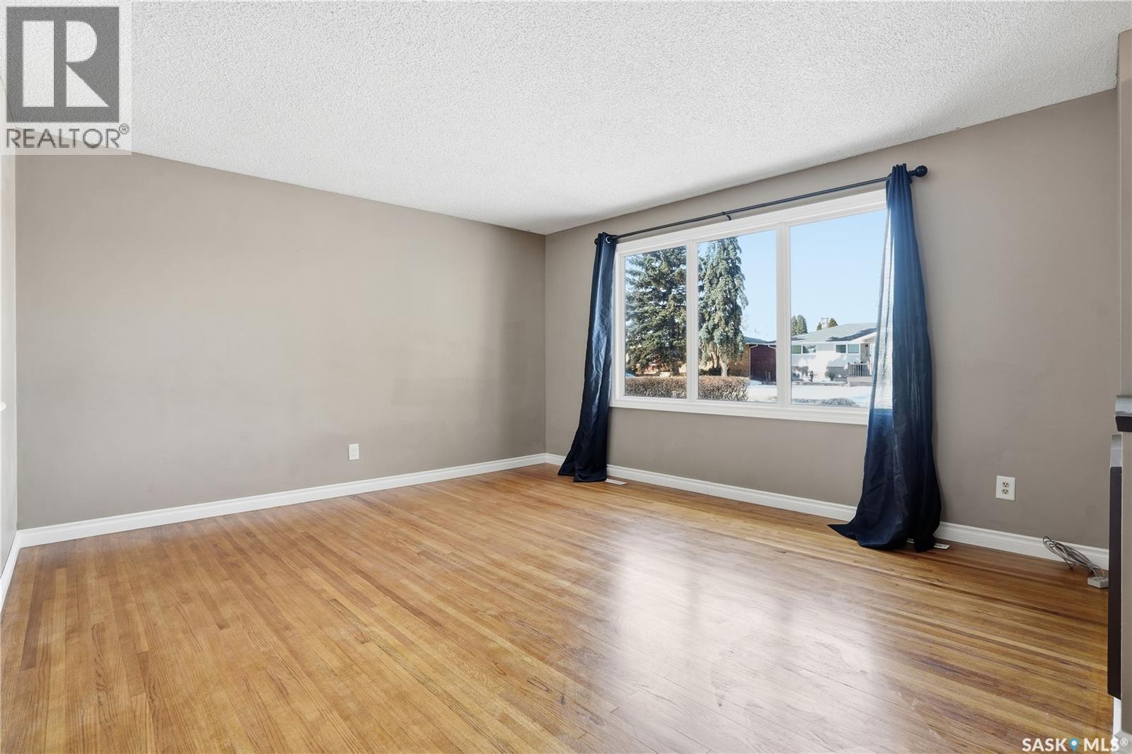 Additional image 4 of 115 Mccaul Crescent, Regina, SK, S4R3X4