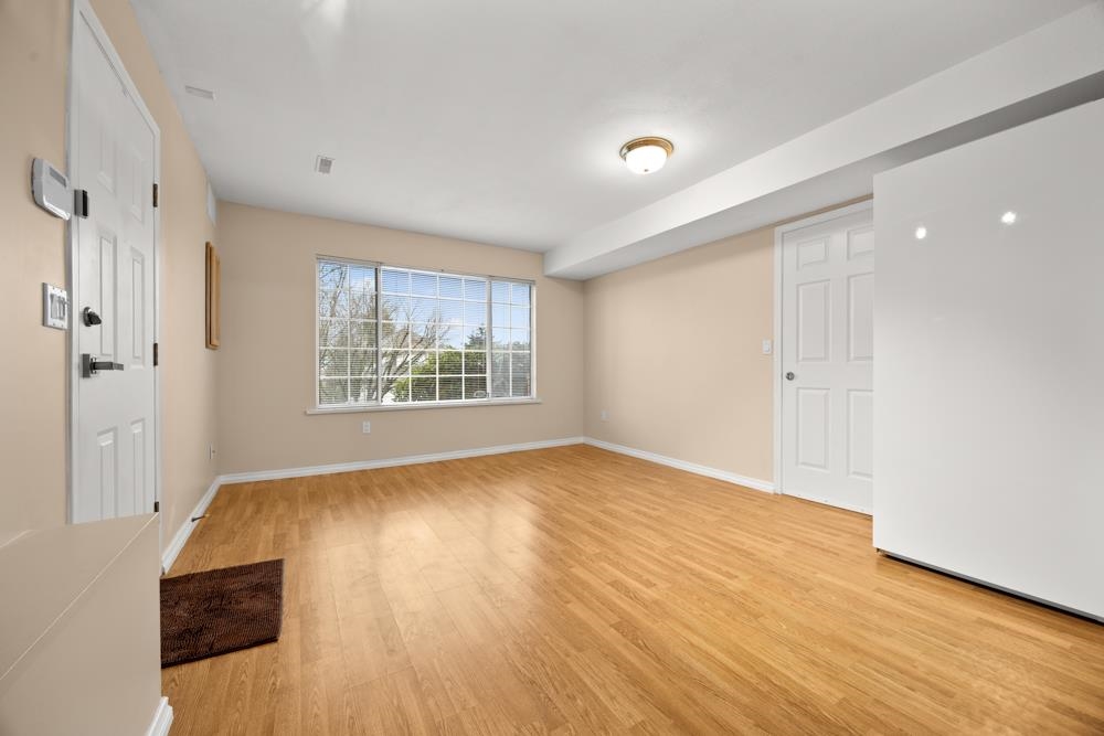 Additional image 4 of BSMT-2637 Panorama Drive, Coquitlam, BC, V3E 2W1
