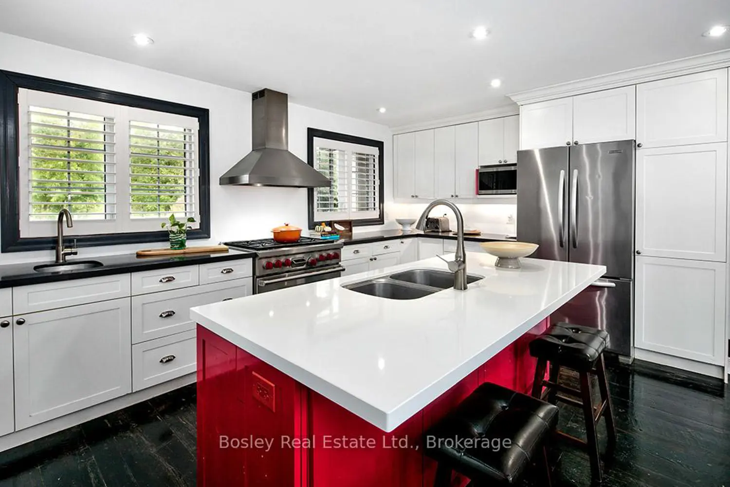 102 Ridgeview Drive photo 3
