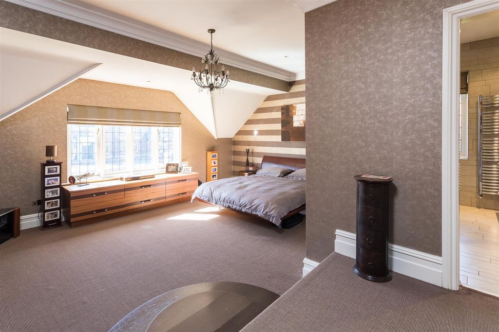 Additional image 25 of 5 bed detached house for saleTheobald Road, Bowdon WA14