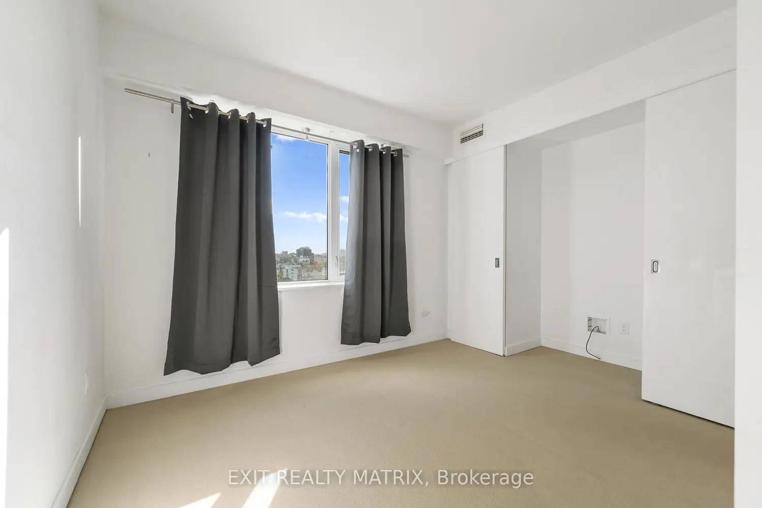 Additional image 13 of 201 Parkdale Avenue 903