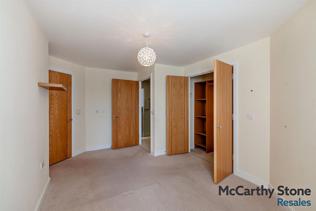 Additional image 17 of 2 bed flat for saleThe Laureates, Newgate Street, Cottingham HU16