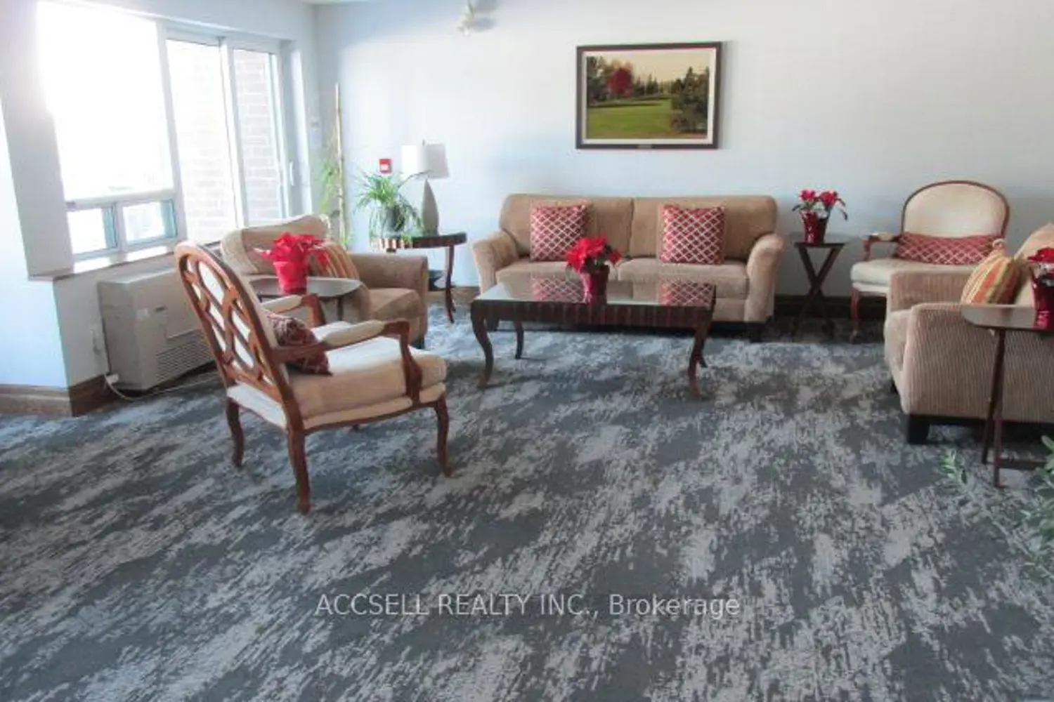 Additional image 17 of 35 Via Rosedale 304