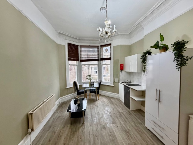 Additional image 8 of 1 Bed Flat, Matheson Road, W14, N1 7GU