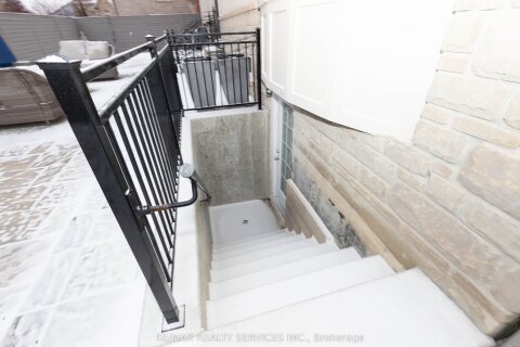Additional image 8 of Lower-132 Bloomsbury Avenue, Brampton, ON, L6P 2X2
