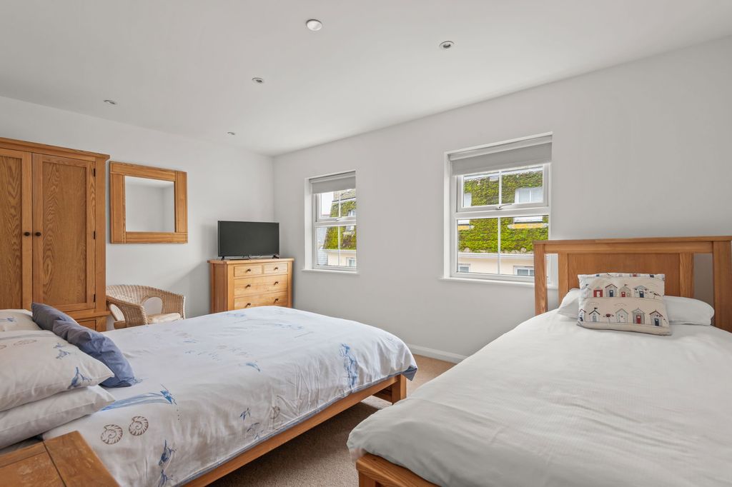 Additional image 10 of 4 bed flat for saleMarket Street, Salcombe TQ8