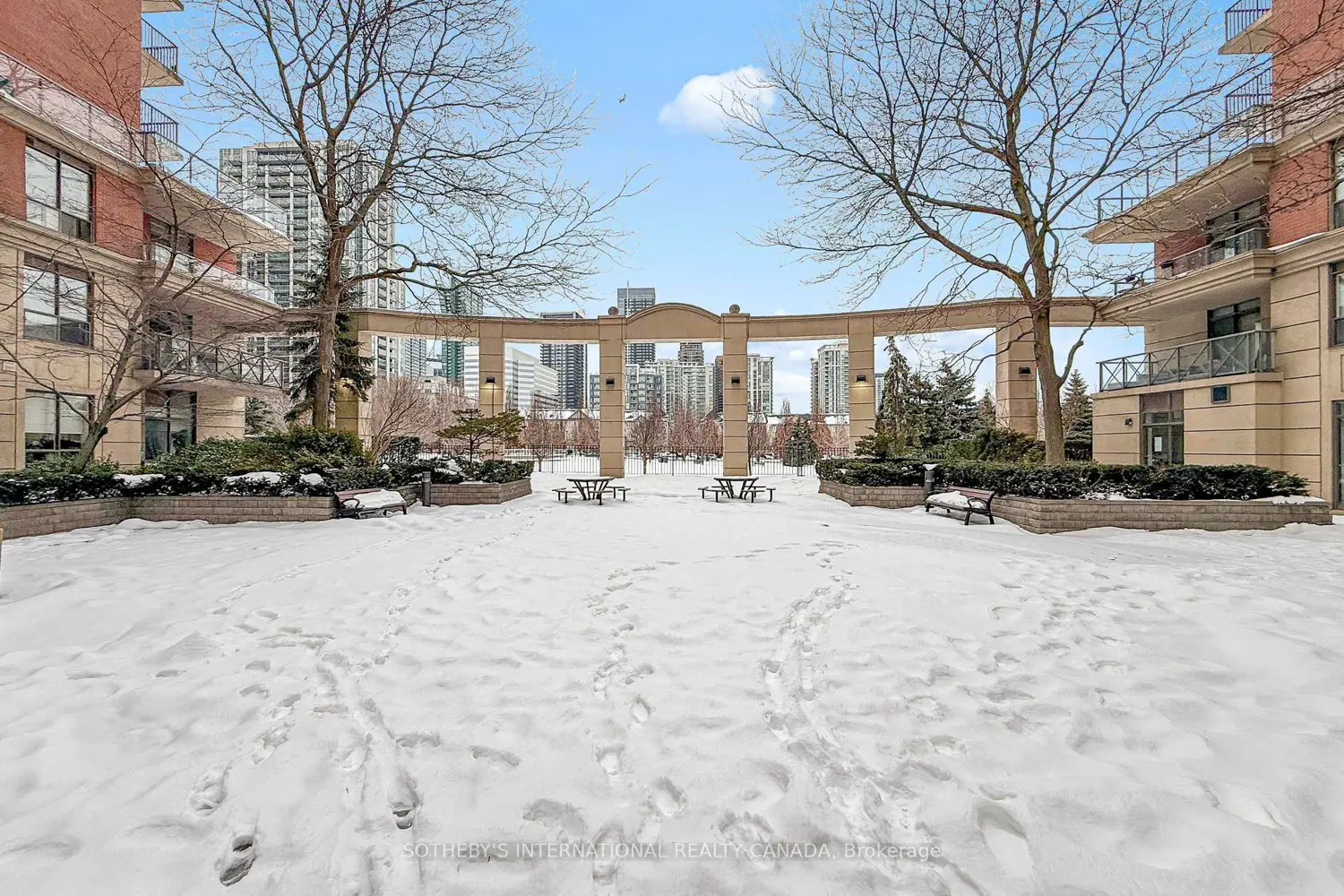 Additional image 14 of 55 Harrison Garden Boulevard 204